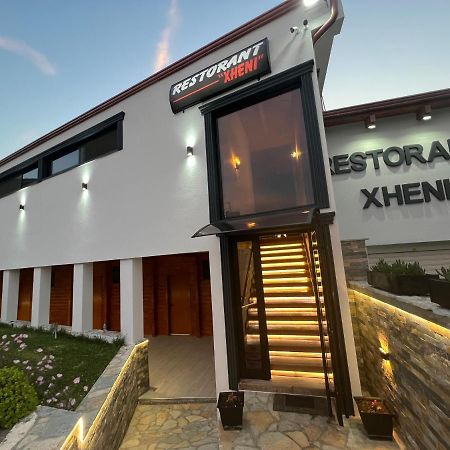 Restorant Hotel Xheni 드라치 외부 사진