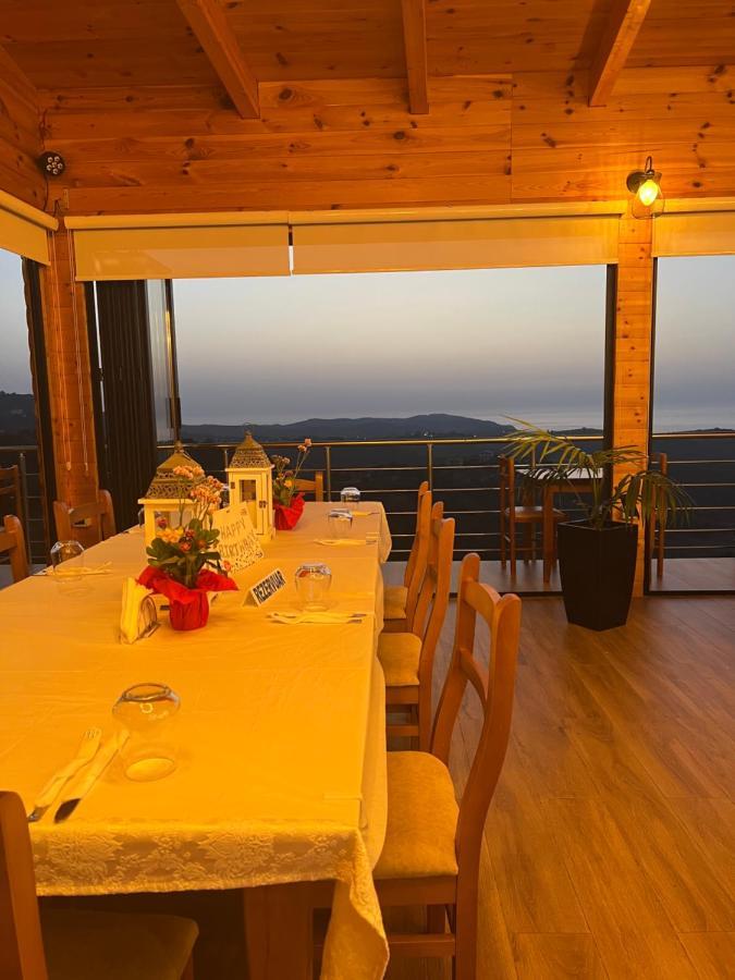 Restorant Hotel Xheni 드라치 외부 사진